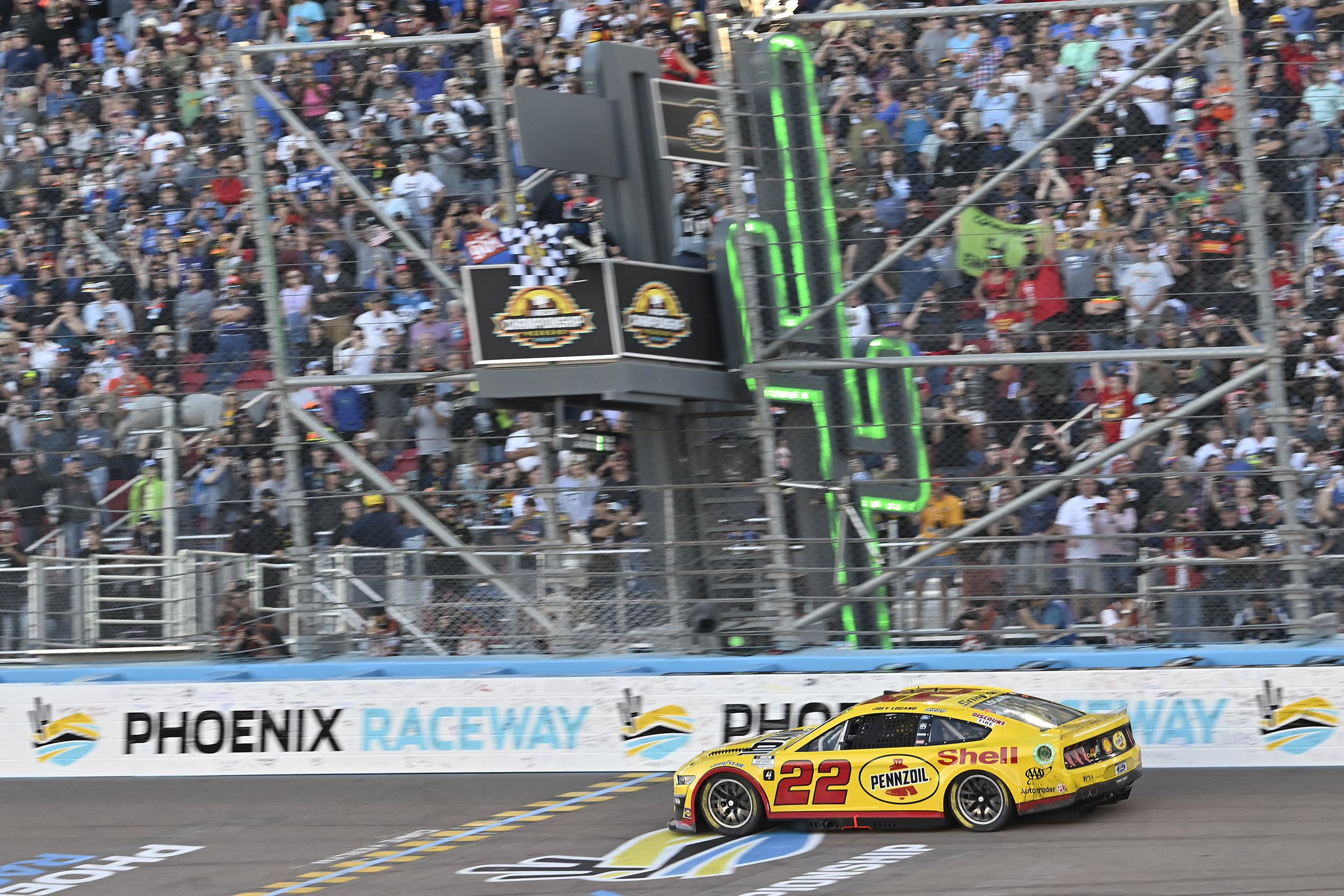 Cup Series Notable Drivers Statistics & Outlook: Phoenix